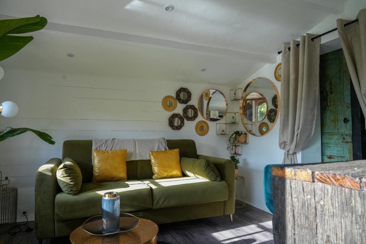 Cottage, Lodge & Spa Prouilly Екстер'єр фото